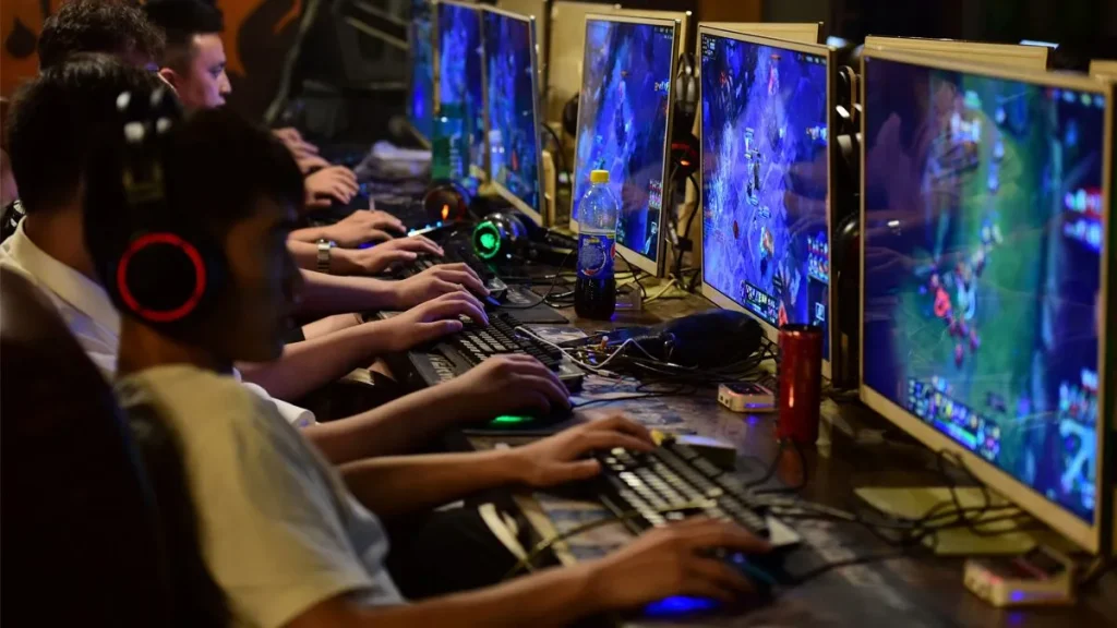 ร้านเกมสยอง - KUBET